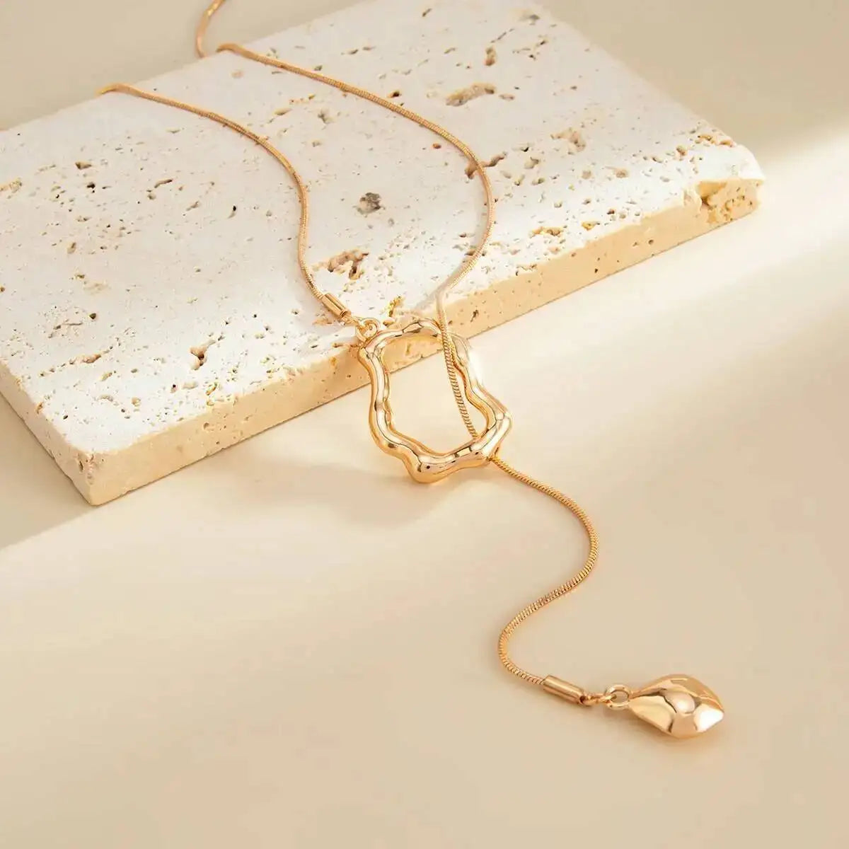 Ligne Pendant Choker