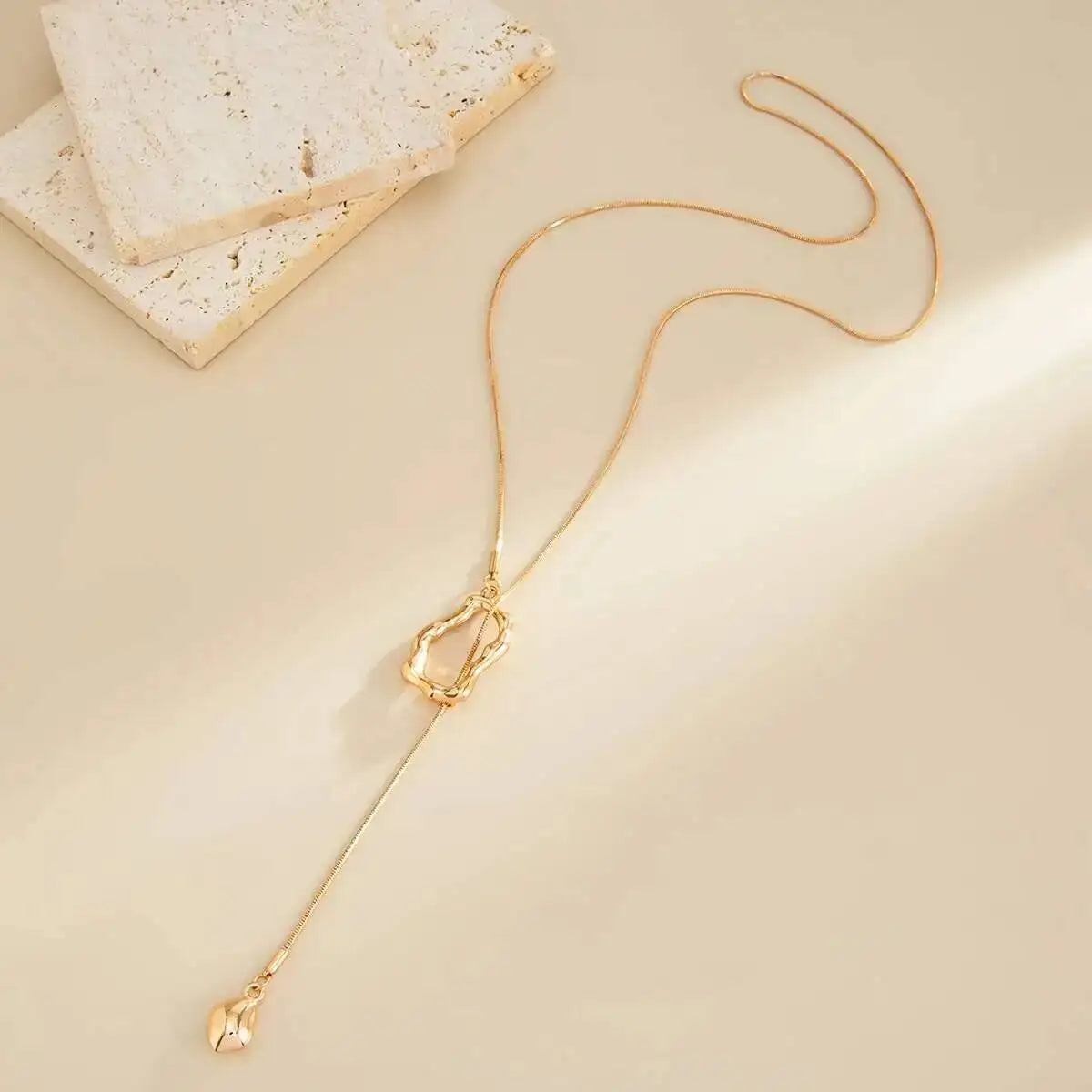 Ligne Pendant Choker