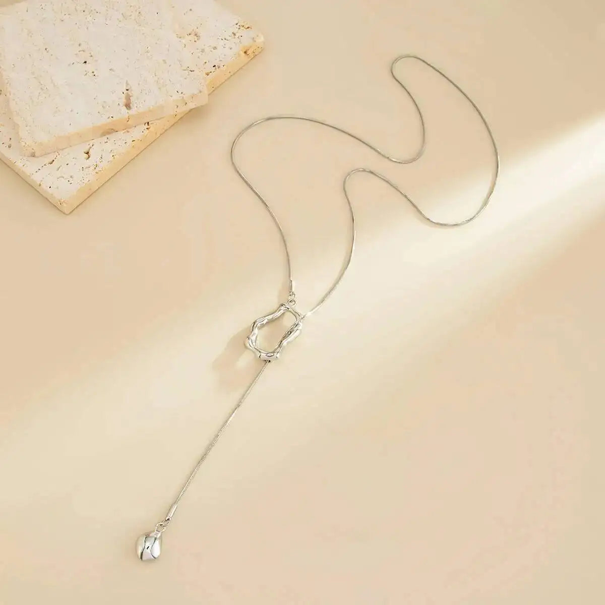Ligne Pendant Choker